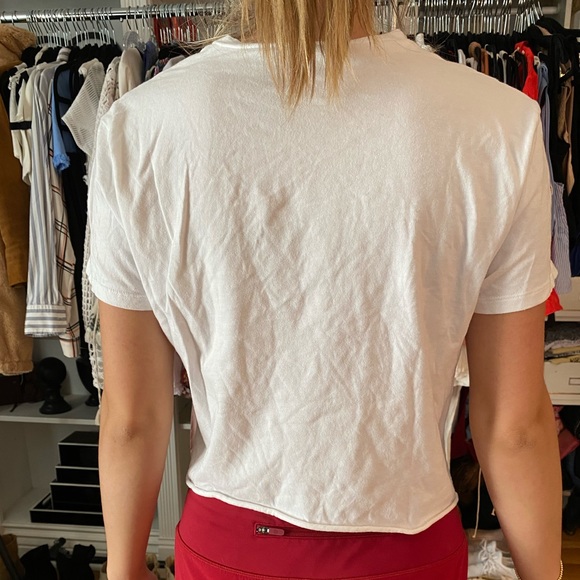 Forever 21 White crop top. Size small! - Picture 2 of 3